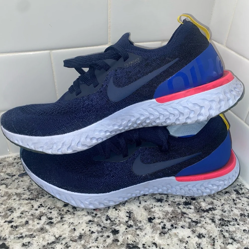 Nike Blue and Yellow Athletic Shoes Lightweight Performance Design - Picture 8 of 8